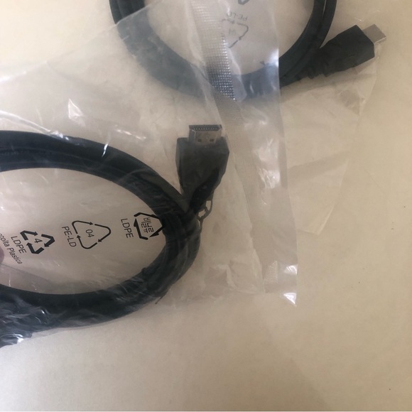 6ft HDMI Cable set of (2) - Picture 4 of 8
